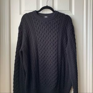 Uniqlo black knit sweater